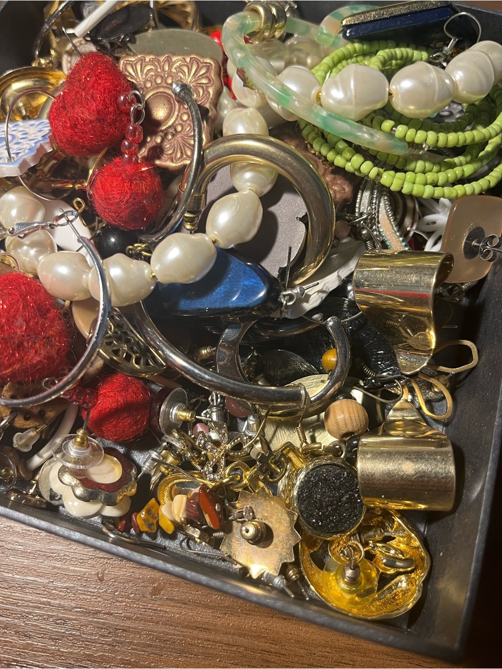Earring Lot - Picture 3 of 4